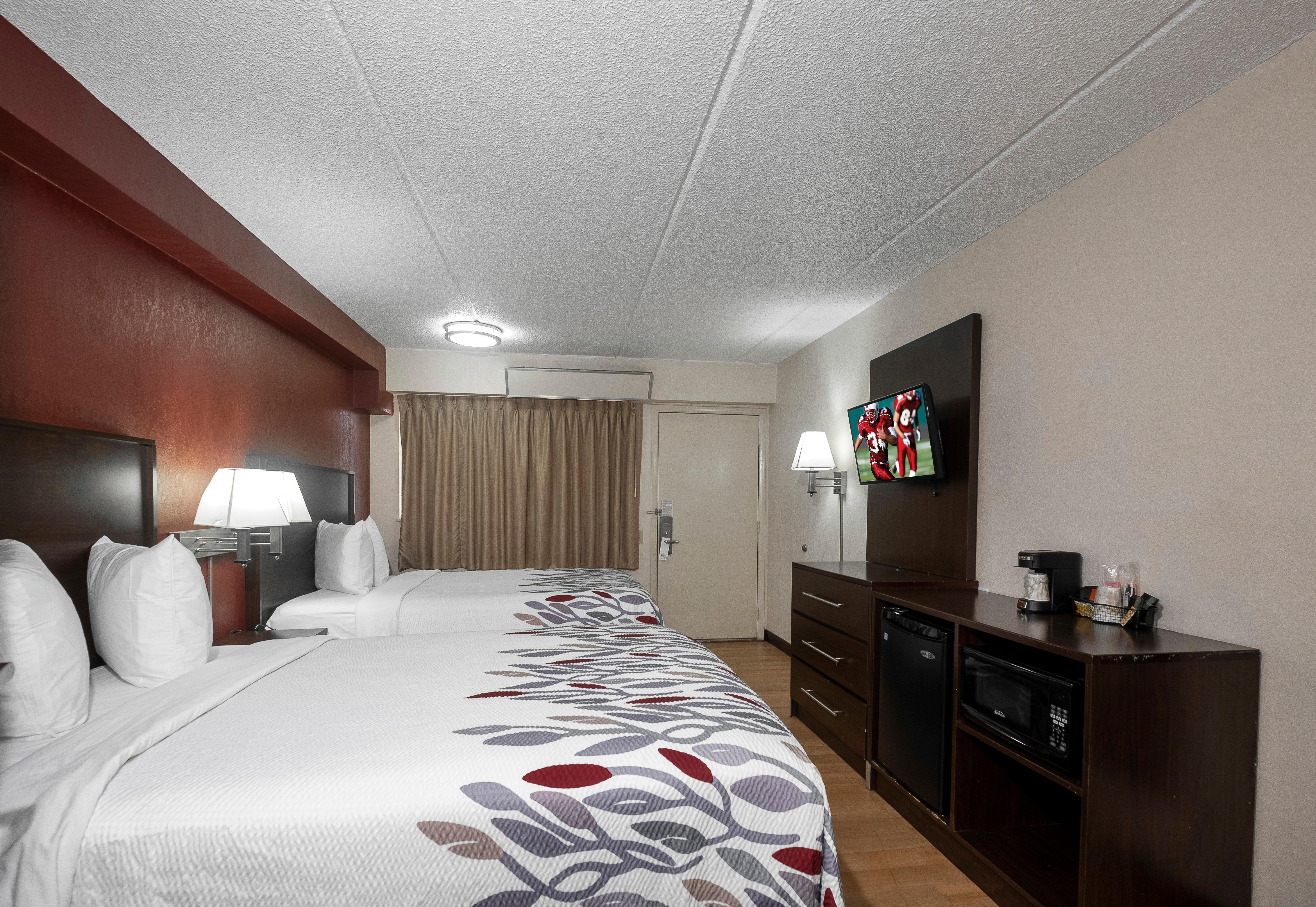 Red Roof Inn Champaign - University Экстерьер фото